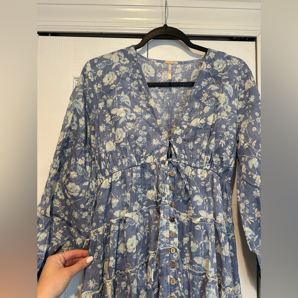 Free People Pale Blue Floral Tiered Long Sleeve Maxi Dress - Picture 4 of 6